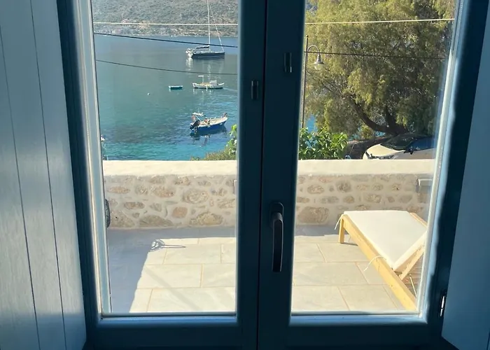 Σουίτα Σικλοσ Στο Καραβοστάσι Ν Οιτύλου Μάνης Karavostásion