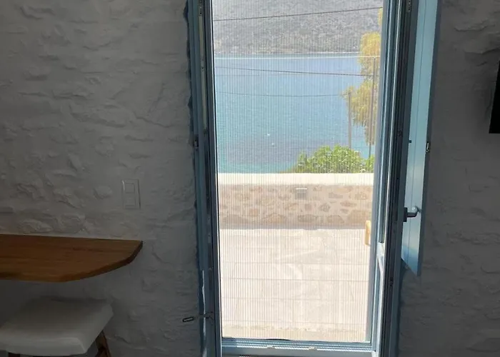 公寓 σουίτα σικλοσ στο ν οιτύλου μάνης Karavostásion