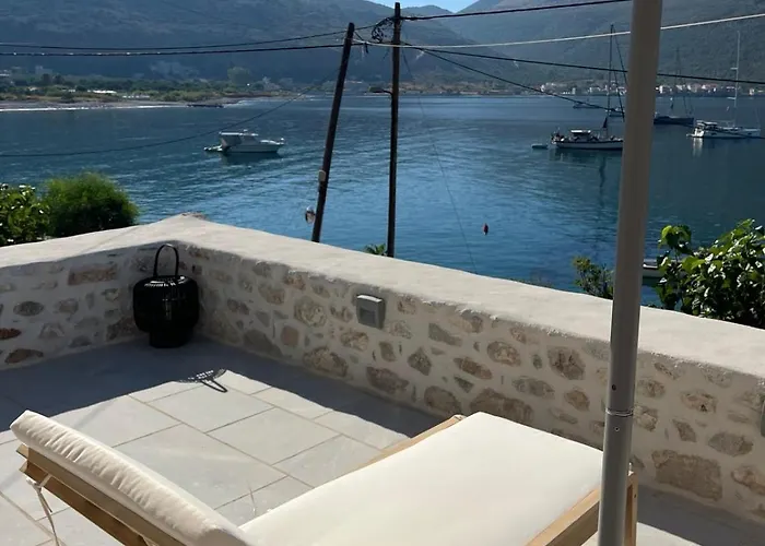 Appartamento Σουίτα Σικλοσ Στο Καραβοστάσι Ν Οιτύλου Μάνης