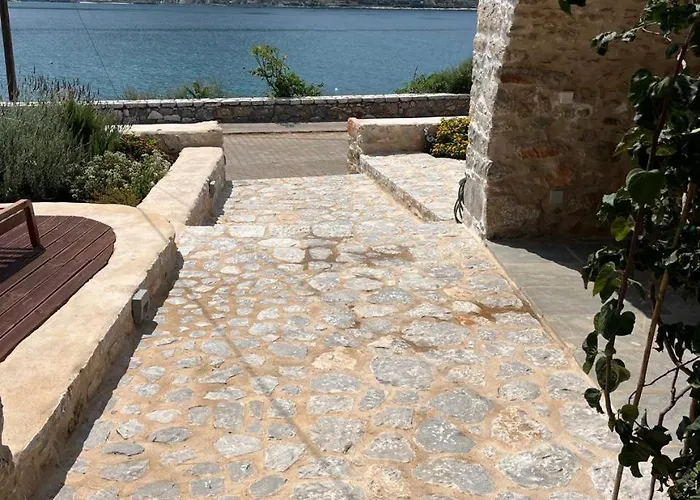 Σουίτα Σικλοσ Στο Καραβοστάσι Ν Οιτύλου Μάνης Appartamento